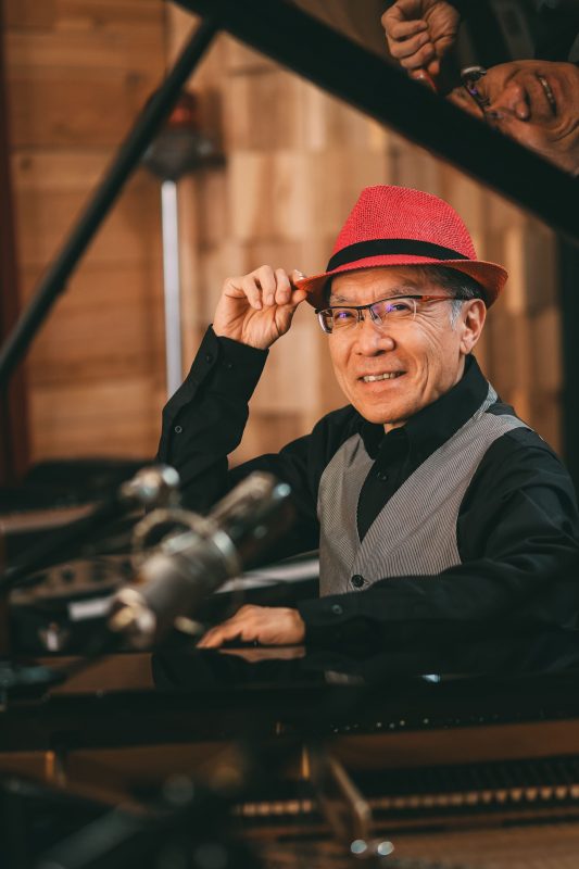 Kuni Mikami